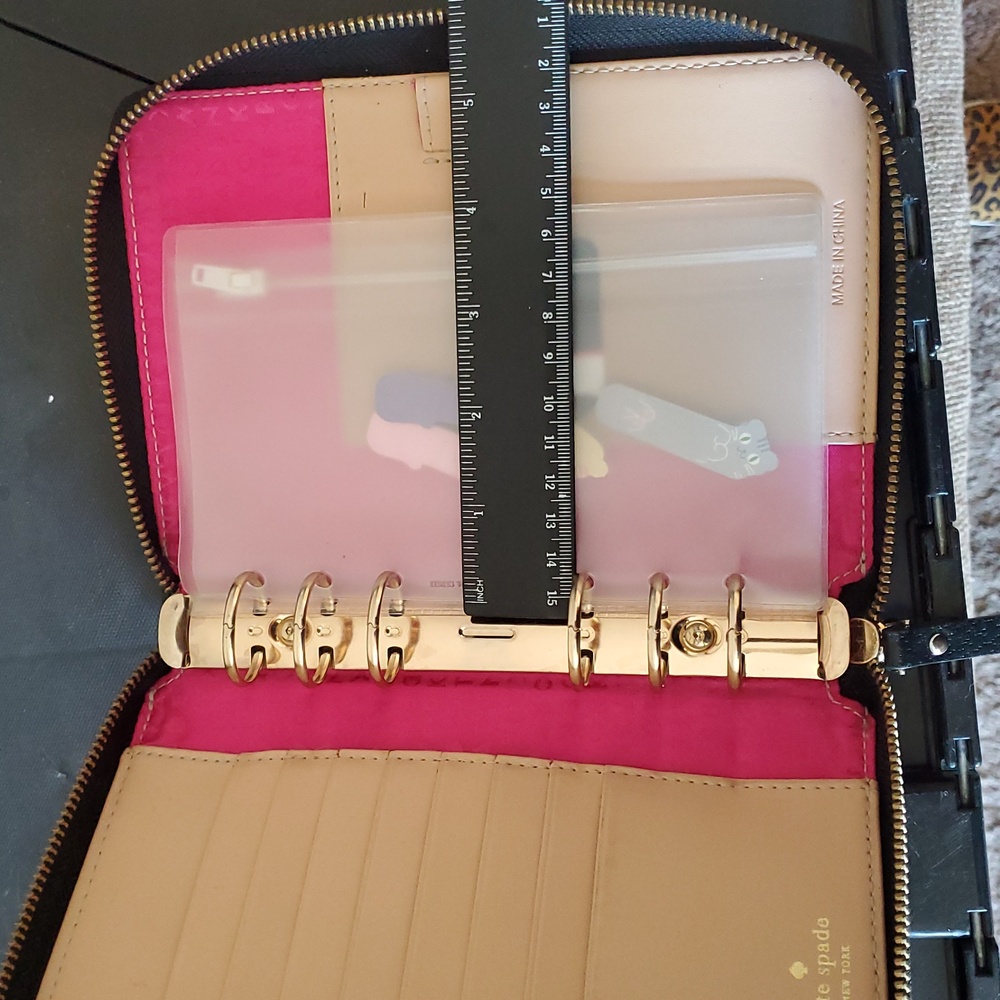 Kate Spade Wellesley planner - Picture 8 of 12